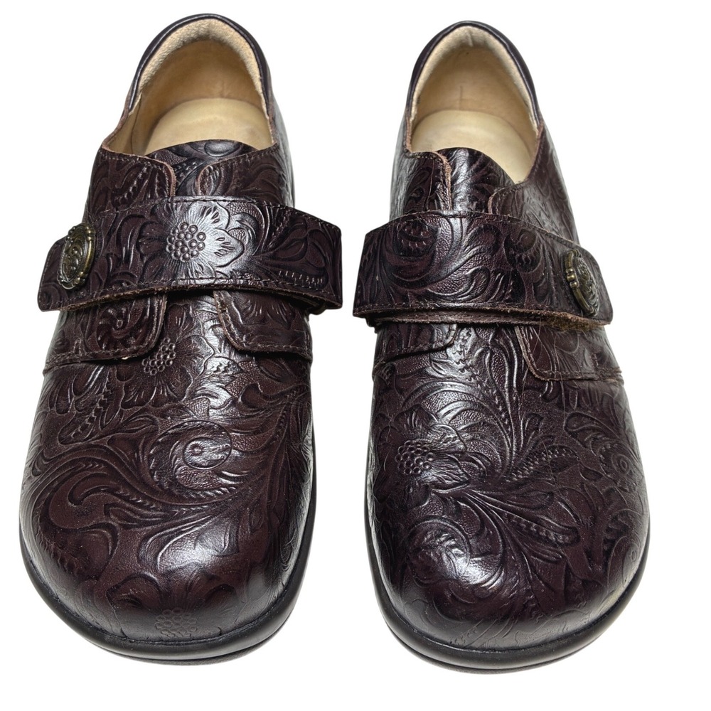Alegria Jolene Floral Embossed Leather Clogs Mahogany Brown Comfort Shoes 37